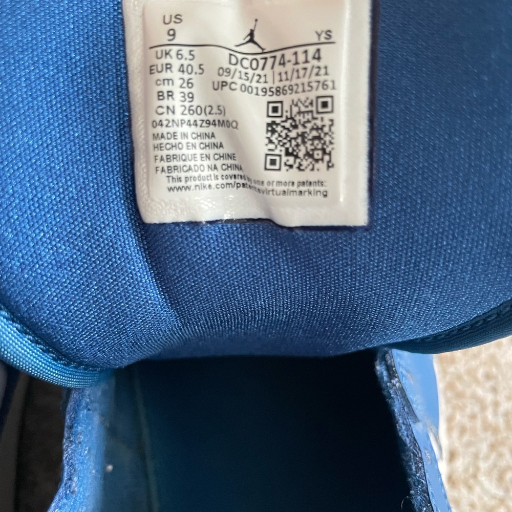 Jordan Air 1 Low Marina Blue and White Sneakers - Picture 11 of 11